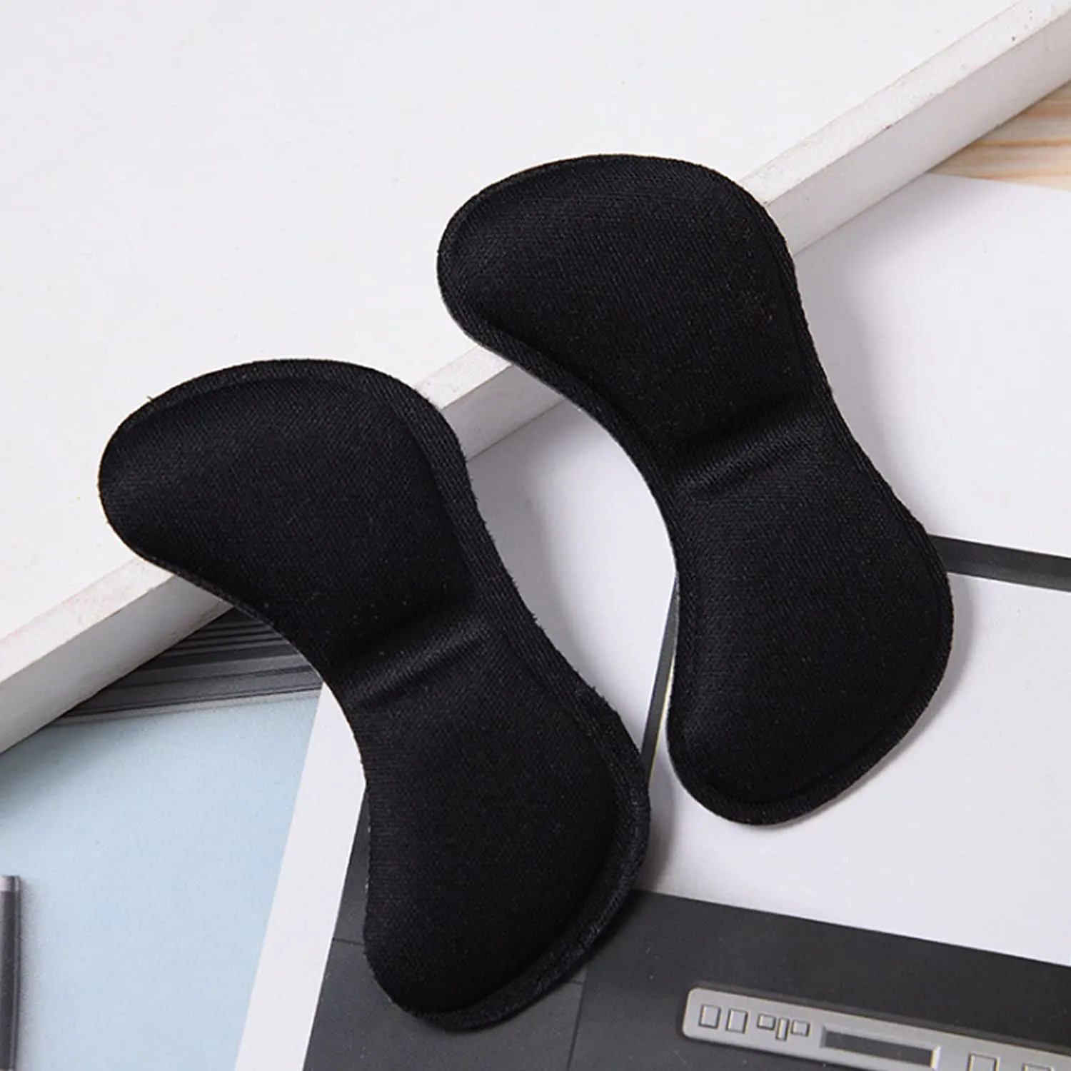 6 Pairs Heel Grip Liner Self Adhesive Shoe Insoles Cushion Pads Stickers Foot Care Protector（Black ）