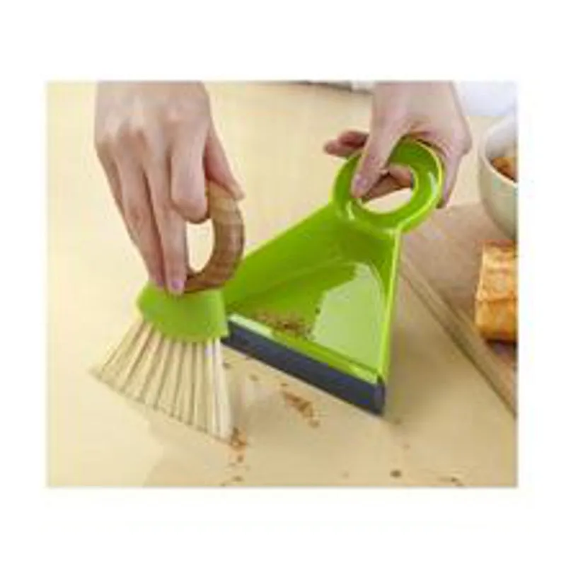 Full Circle Tiny Team Plastic Mini Dustpan and Brush Set