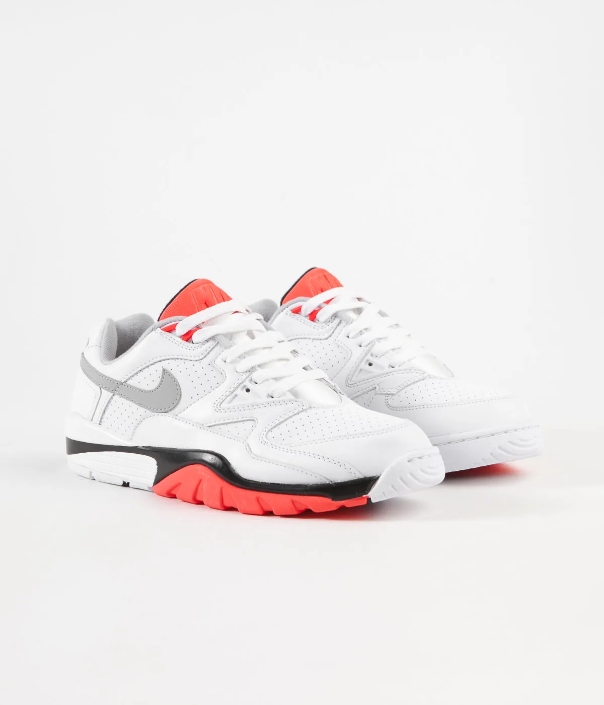 Nike Air Cross Trainer 3 Low Shoes - White / Lt Smoke Grey - Bright Crimson - Black